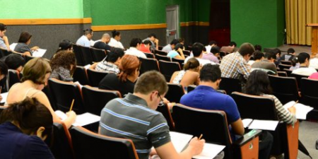 CIP FP Ausiàs Informática Administración Comercio Sanidad